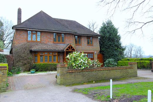 ‏בית חד-משפחתי ב  Banstead, Surrey