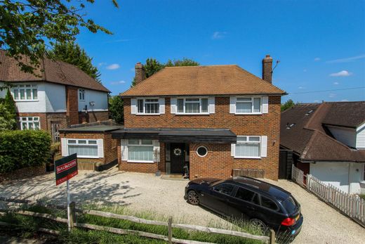 Detached House in Epsom, Surrey