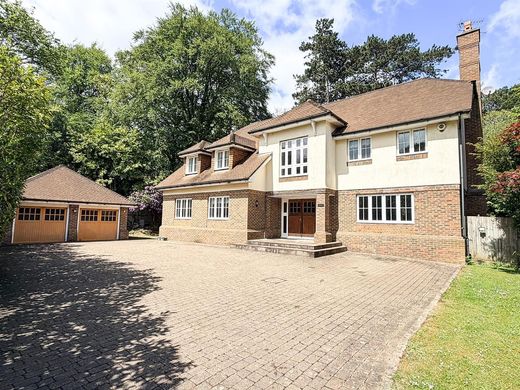 Casa Independente - Tadworth, Surrey