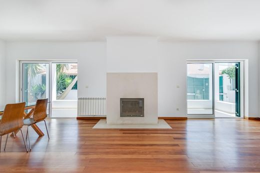 Casa Unifamiliare a Cascais, Lisbona