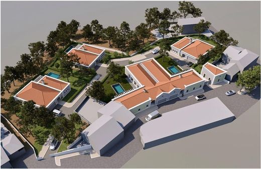 Land in Torres Vedras, Lisbon