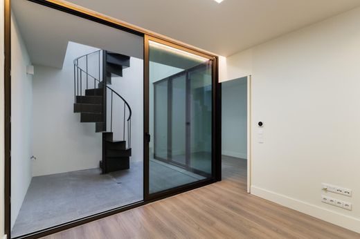 Apartment / Etagenwohnung in Lissabon, Lisbon