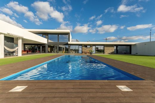 Detached House in Sintra, Lisbon