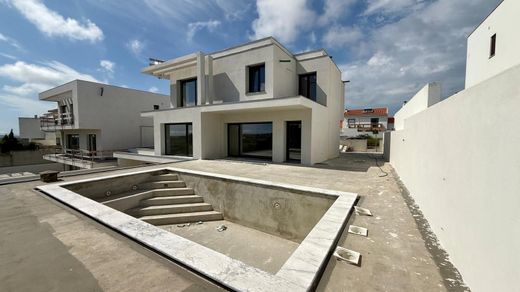 Detached House in Peniche, Distrito de Leiria