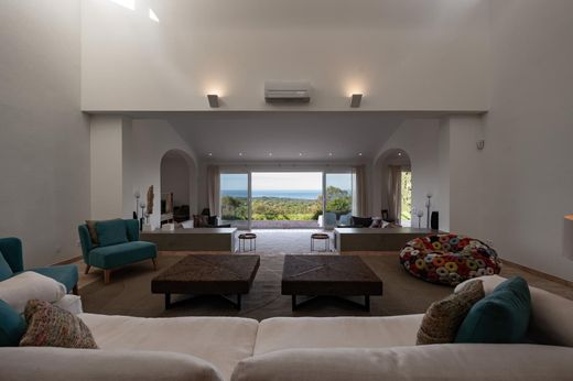 Vrijstaand huis in Sesimbra, Distrito de Setúbal