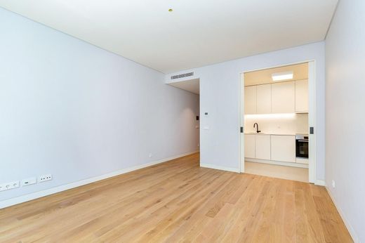 ﺷﻘﺔ ﻓﻲ لشبونة, Lisbon