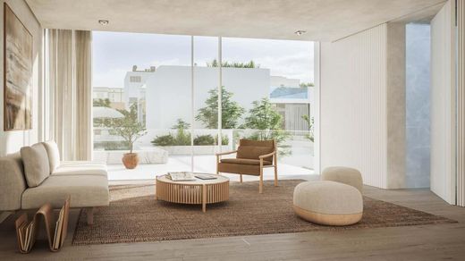 Detached House in Lisbon