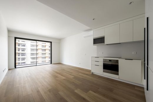 Apartment in Oeiras, Lisbon