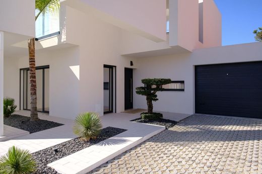 Casa Independente - Almada, Setúbal