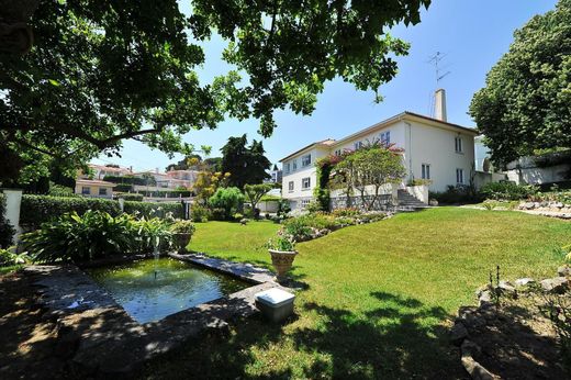 Detached House in Oeiras, Lisbon