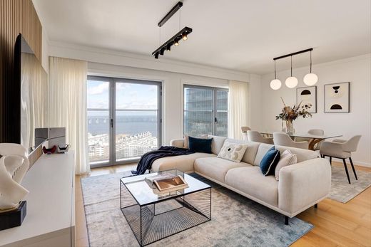 Apartment / Etagenwohnung in Lissabon, Lisbon