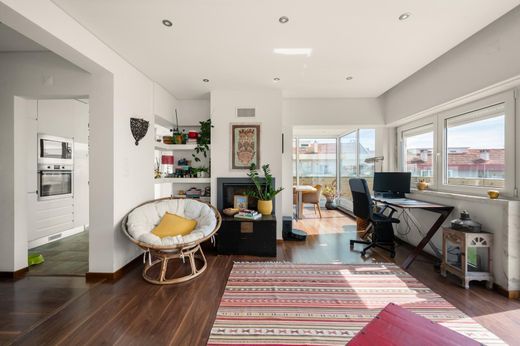 Apartment in Oeiras, Lisbon