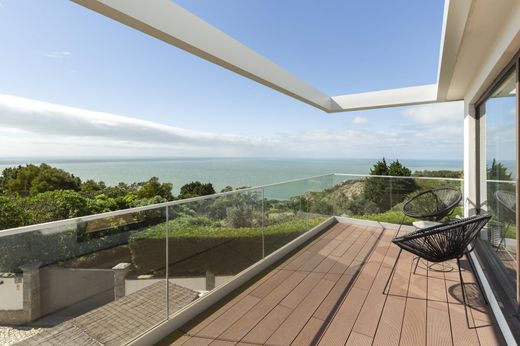Detached House in Cascais, Lisbon