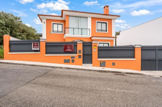 Detached House in Cascais, Lisbon