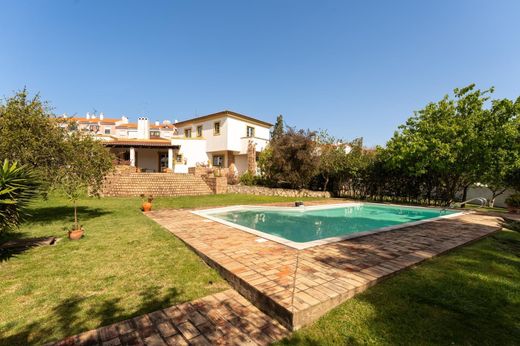 Detached House in Loures, Lisbon