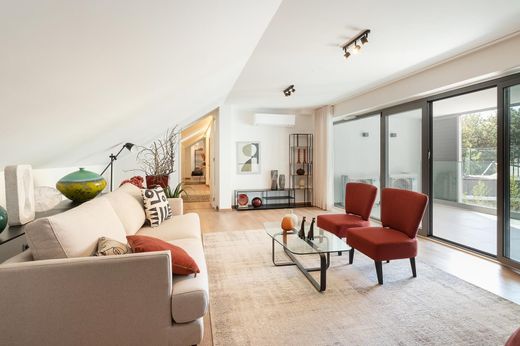 Apartment / Etagenwohnung in Lissabon, Lisbon