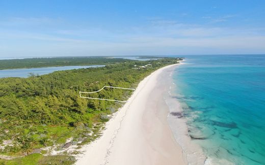 Teren w Savannah Sound, Central Eleuthera District