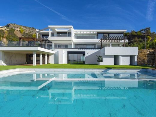 Villa in Benahavís, Malaga