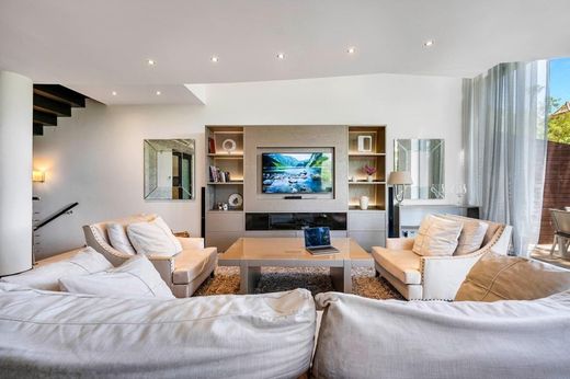 Villa in Sierra Blanca, Malaga