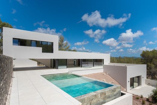 Roca Llisa, Illes Balearsのヴィラ