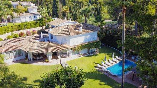 Villa in The Golden Mile, Malaga