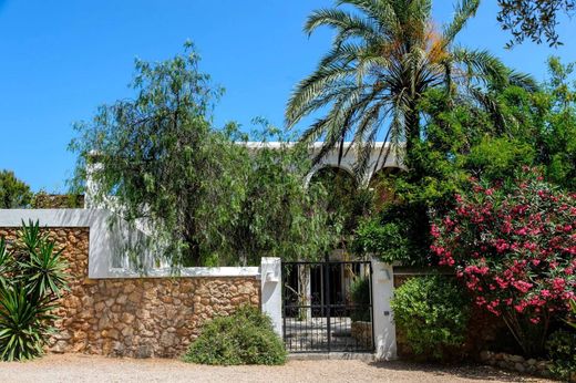 Villa in Sant Carles de Peralta, Province of Balearic Islands