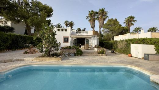 Villa in Cala Llenya, Balearen
