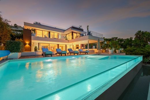 Villa in Nueva Andalucia, Provincia de Málaga