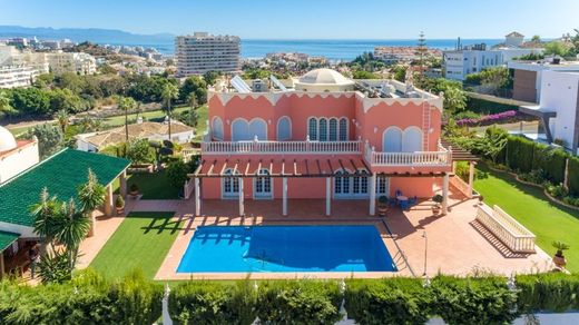 Villa in Benalmádena Costa, Malaga