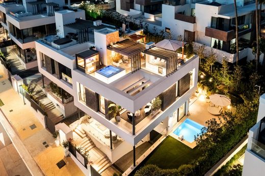 Villa in Sierra Blanca, Malaga