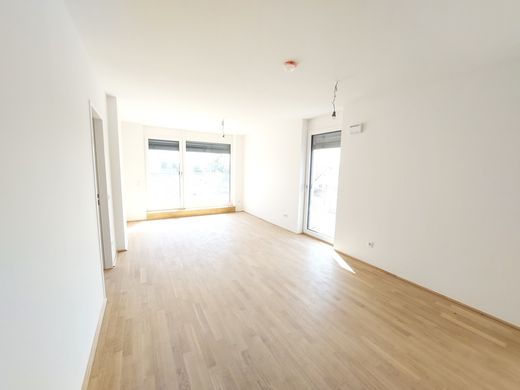 Piso / Apartamento en Bruck an der Leitha, Politischer Bezirk Bruck an der Leitha