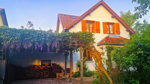 Luxury home in Bruckneudorf, Politischer Bezirk Neusiedl am See