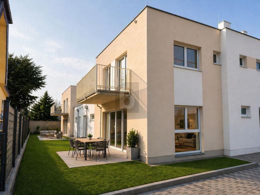 Luxury home in Neufeld an der Leitha, Eisenstadt-Umgebung