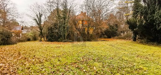 Perchtoldsdorf, Politischer Bezirk Mödlingの土地