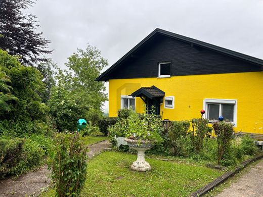 Luxury home in Moosburg, Politischer Bezirk Klagenfurt Land