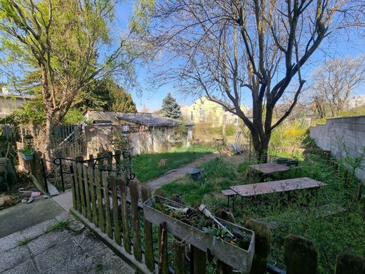 Luxus-Haus zu verkaufen in Stockerau