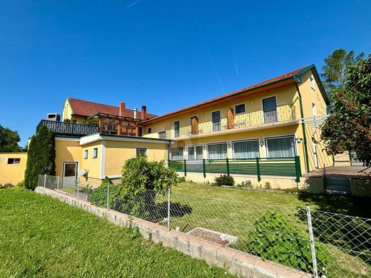 Casa de lujo en Pitten, Politischer Bezirk Neunkirchen