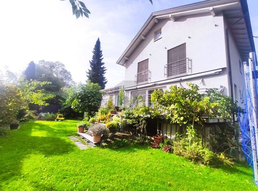 Casa de luxo - Lustenau, Politischer Bezirk Dornbirn