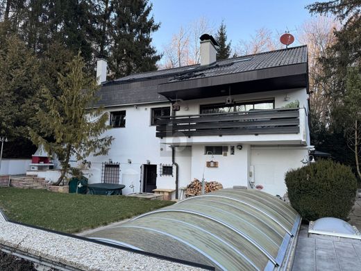 Villa a Steinbach, Politischer Bezirk Sankt Pölten