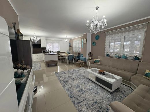 Casa de luxo - Neuzeug, Politischer Bezirk Steyr-Land