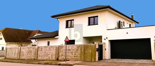 Luxury home for sale in Sankt Margarethen im Burgenland
