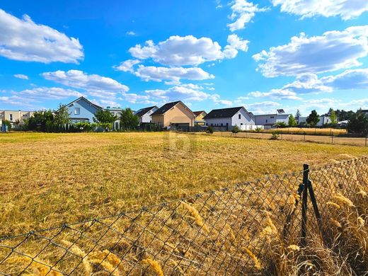 أرض ﻓﻲ Strasshof an der Nordbahn, Politischer Bezirk Gänserndorf