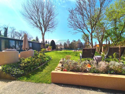 Luxus-Haus zu verkaufen in Fischamend-Markt