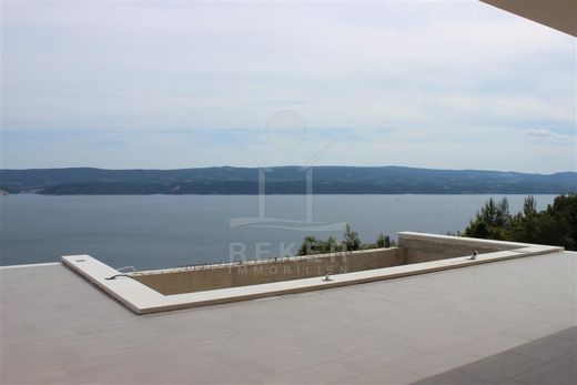 Villa in Omiš, Grad Omiš