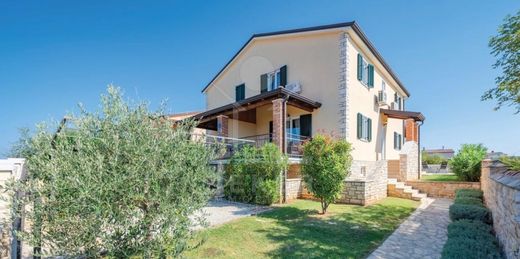Luxury home in Umag, Grad Umag