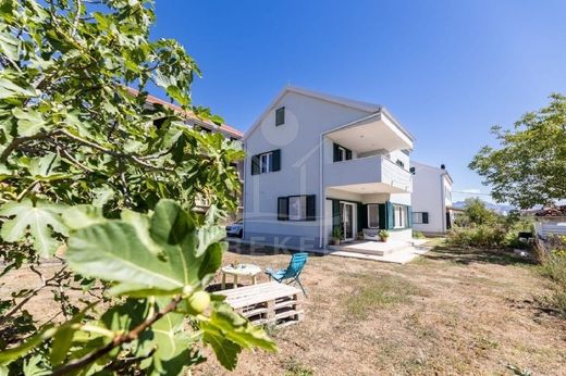 Kaštel Štafilić, Kaštelaの高級住宅