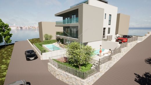 Piso / Apartamento en Trogir, Grad Trogir