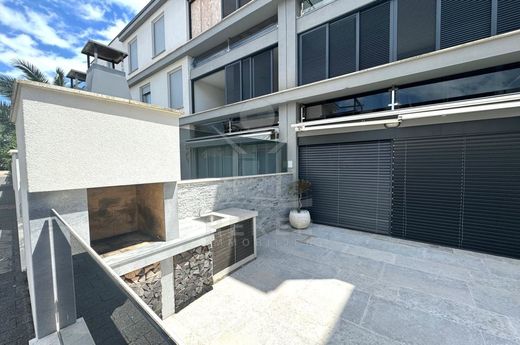 Appartamento a Njivice, Omišalj