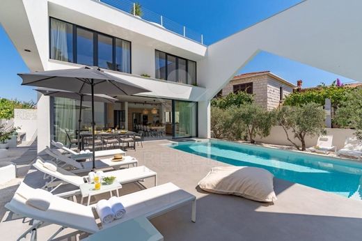 Villa Brac, Split-Dalmatia