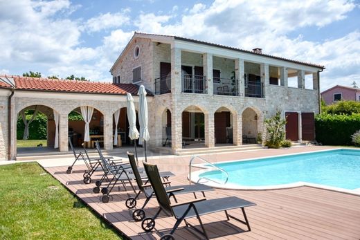 Villa en Tinjan, Istria